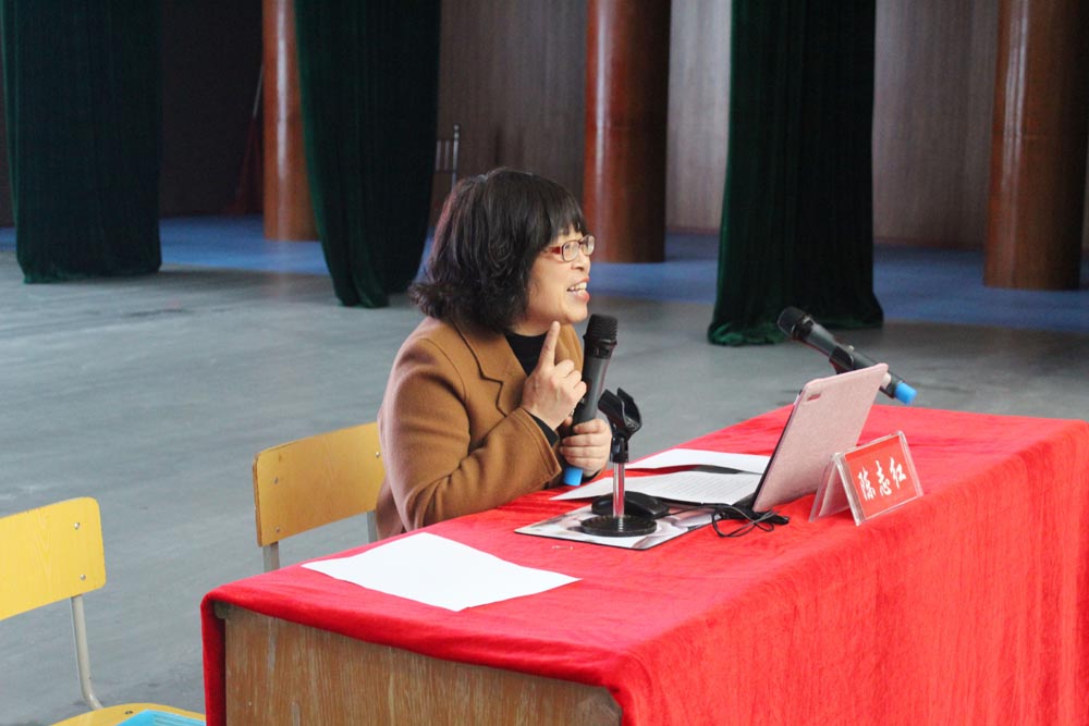 自知•自爱•自律——德甲联赛官网耒阳学院举行女生专题教育讲座 自知•自爱•自律——德甲联赛官网耒阳学院举行女生专题教育讲座