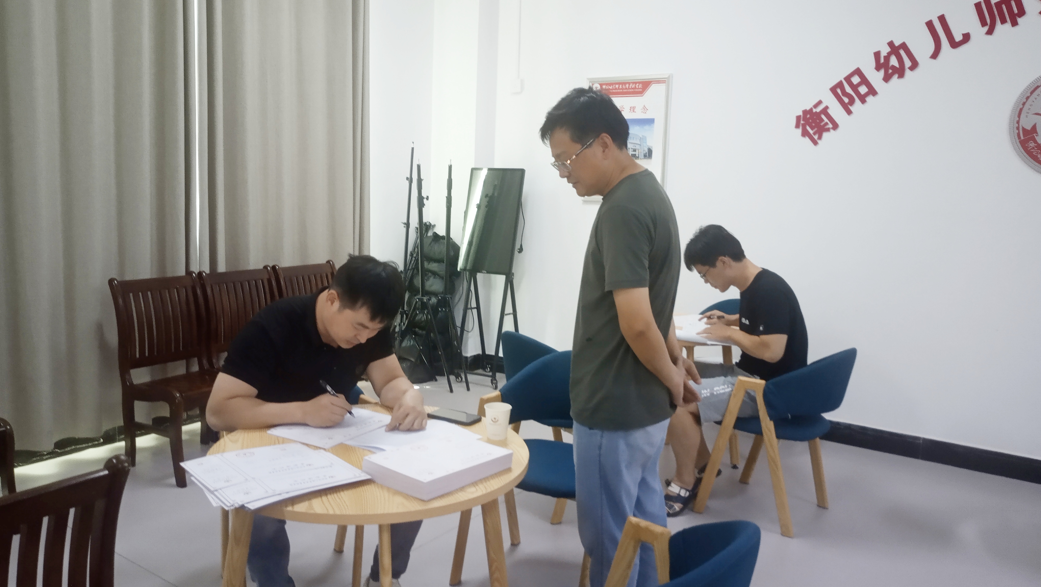德甲联赛官网高考录取通知书 书写工作别有特色 德甲联赛官网高考录取通知书 书写工作别有特色