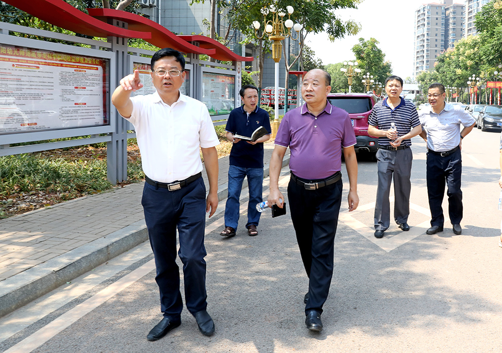 湘中幼专党委副书记李能华一行来德甲考察交流