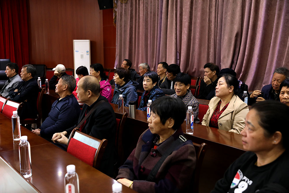 老骥伏枥写春秋,不忘初心话重阳 ——衡阳幼高专举办离退休老同志重阳节联谊活动 老骥伏枥写春秋,不忘初心话重阳 ——衡阳幼高专举办离退休老同志重阳节联谊活动