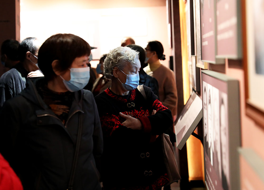 老骥伏枥写春秋,不忘初心话重阳 ——衡阳幼高专举办离退休老同志重阳节联谊活动 老骥伏枥写春秋,不忘初心话重阳 ——衡阳幼高专举办离退休老同志重阳节联谊活动