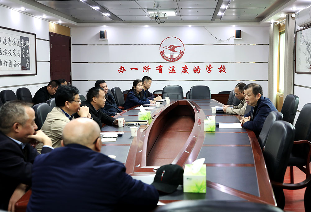龚学余来衡阳幼高专调研新校区建设 龚学余来衡阳幼高专调研新校区建设