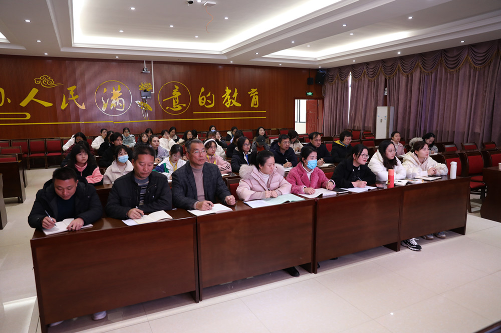 衡阳幼高专举办新闻通讯员、网络评论员培训班 衡阳幼高专举办新闻通讯员、网络评论员培训班