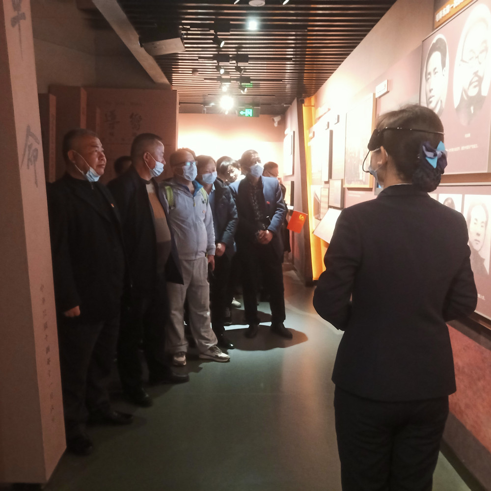 德甲机关第三支部赴衡阳党史馆开展 “衡阳党史百年展”参观学习活动 德甲机关第三支部赴衡阳党史馆开展 “衡阳党史百年展”参观学习活动