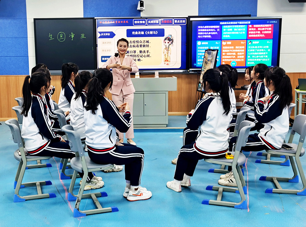 辛勤耕耘结硕果,奋力拼搏创辉煌 ——德甲教师杨洁、曹蓓、方洁团队参加全国职业院校技能大赛教学能力比赛侧记 辛勤耕耘结硕果,奋力拼搏创辉煌 ——德甲教师杨洁、曹蓓、方洁团队参加全国职业院校技能大赛教学能力比赛侧记