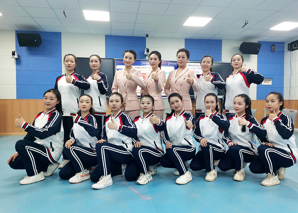 辛勤耕耘结硕果,奋力拼搏创辉煌 ——德甲教师杨洁、曹蓓、方洁团队参加全国职业院校技能大赛教学能力比赛侧记 辛勤耕耘结硕果,奋力拼搏创辉煌 ——德甲教师杨洁、曹蓓、方洁团队参加全国职业院校技能大赛教学能力比赛侧记
