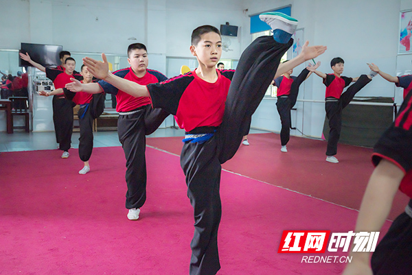 微信图片_20220512095135 副本.jpg