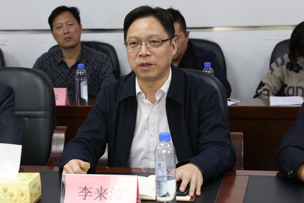 湖南省教育厅职成处处长崔书芳来德甲调研指导工作 湖南省教育厅职成处处长崔书芳来德甲调研指导工作