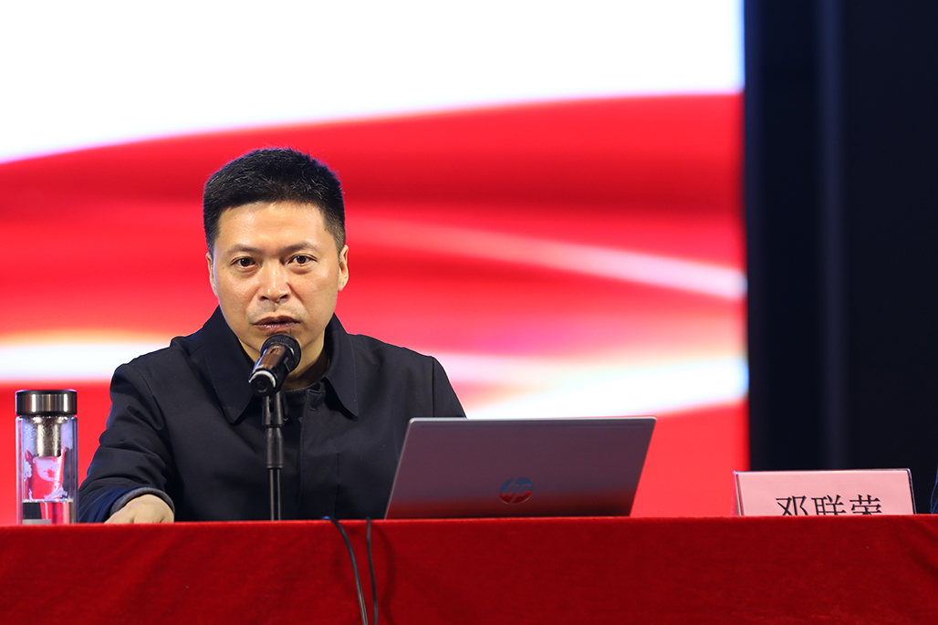 德甲联赛官网召开学习贯彻 党的二十大精神省委宣讲团报告会 德甲联赛官网召开学习贯彻 党的二十大精神省委宣讲团报告会