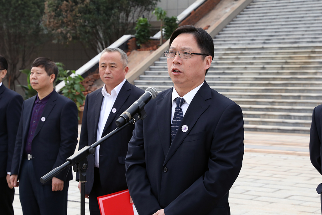 德甲联赛官网举行北校门启用暨图书馆开馆仪式 德甲联赛官网举行北校门启用暨图书馆开馆仪式
