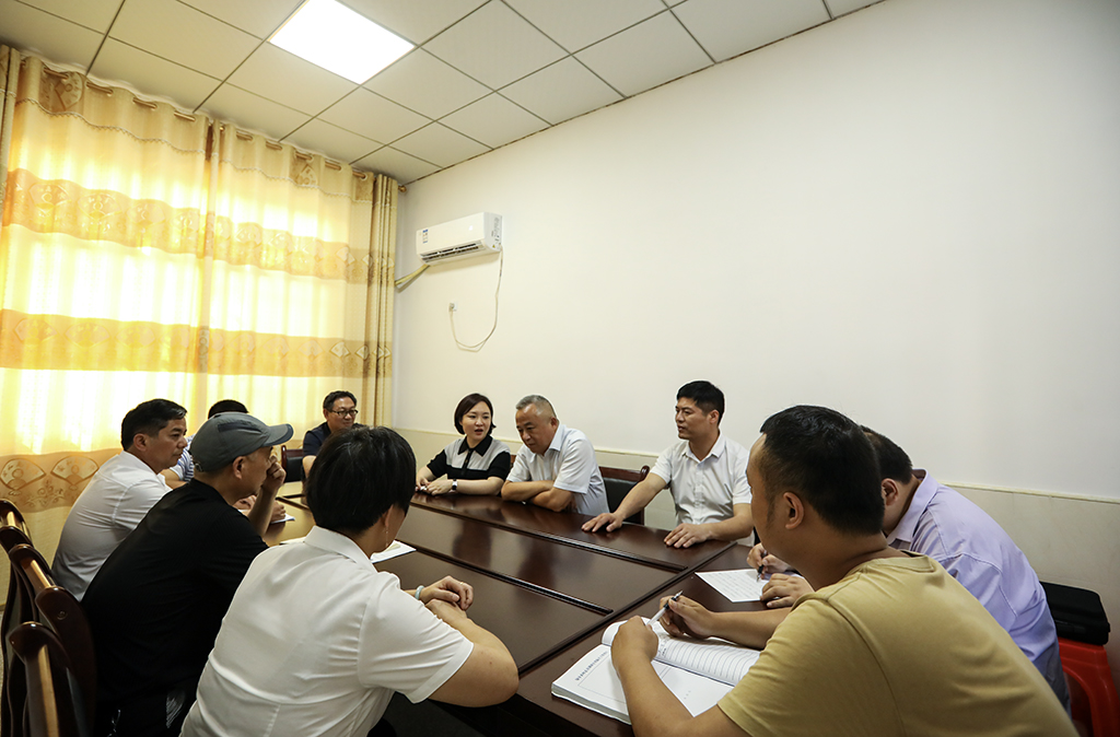 开启新征程  瞄准新目标  建立新功业 ——德甲乡村振兴工作队完成队员轮换