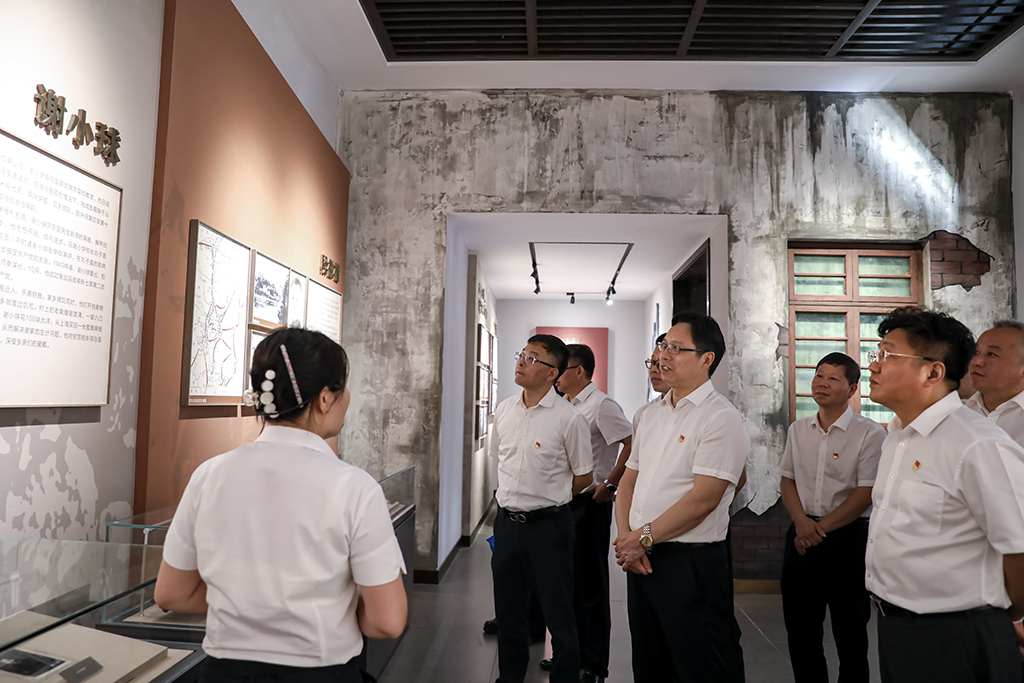 弘扬革命精神 传承红色基因——德甲联赛官网党委理论学习中心组开展主题党日活动 弘扬革命精神 传承红色基因——德甲联赛官网党委理论学习中心组开展主题党日活动